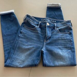 American Eagle stretch skinny jeans women’s size 6 short
